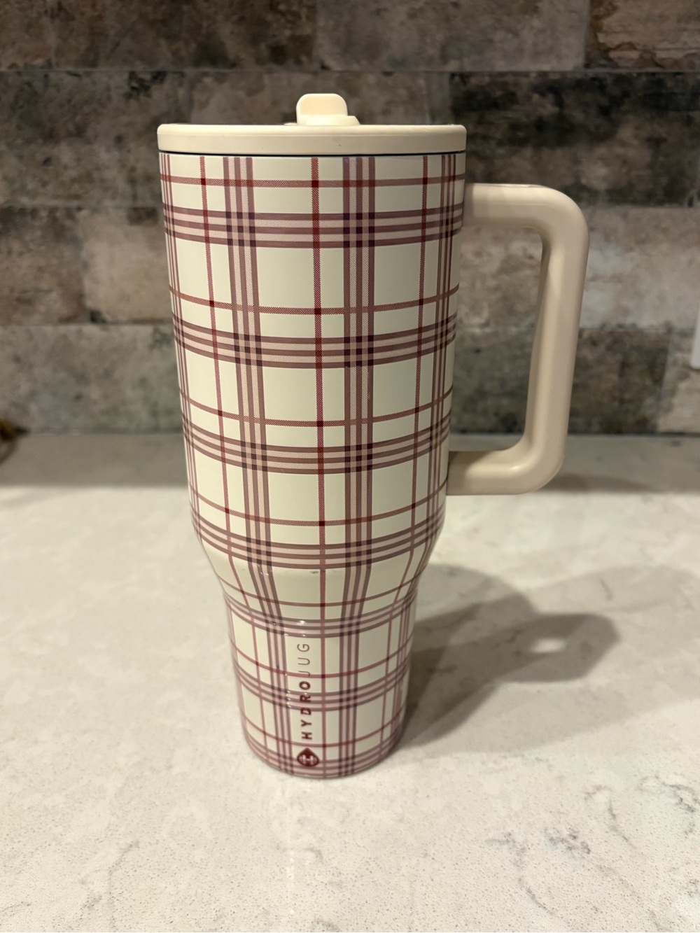 HydroJug (Blair) Cream 40oz. Traveler Mug with Burgundy Plaid and Handle